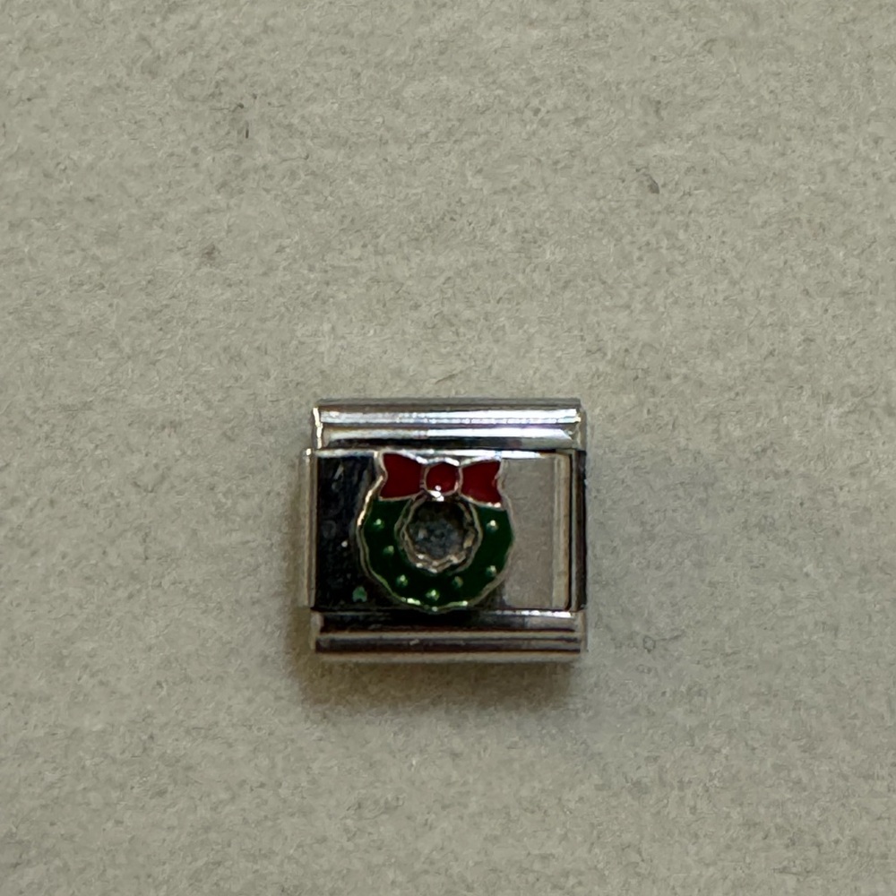 Christmas Wreath Nomination Link! Vintage 90s!